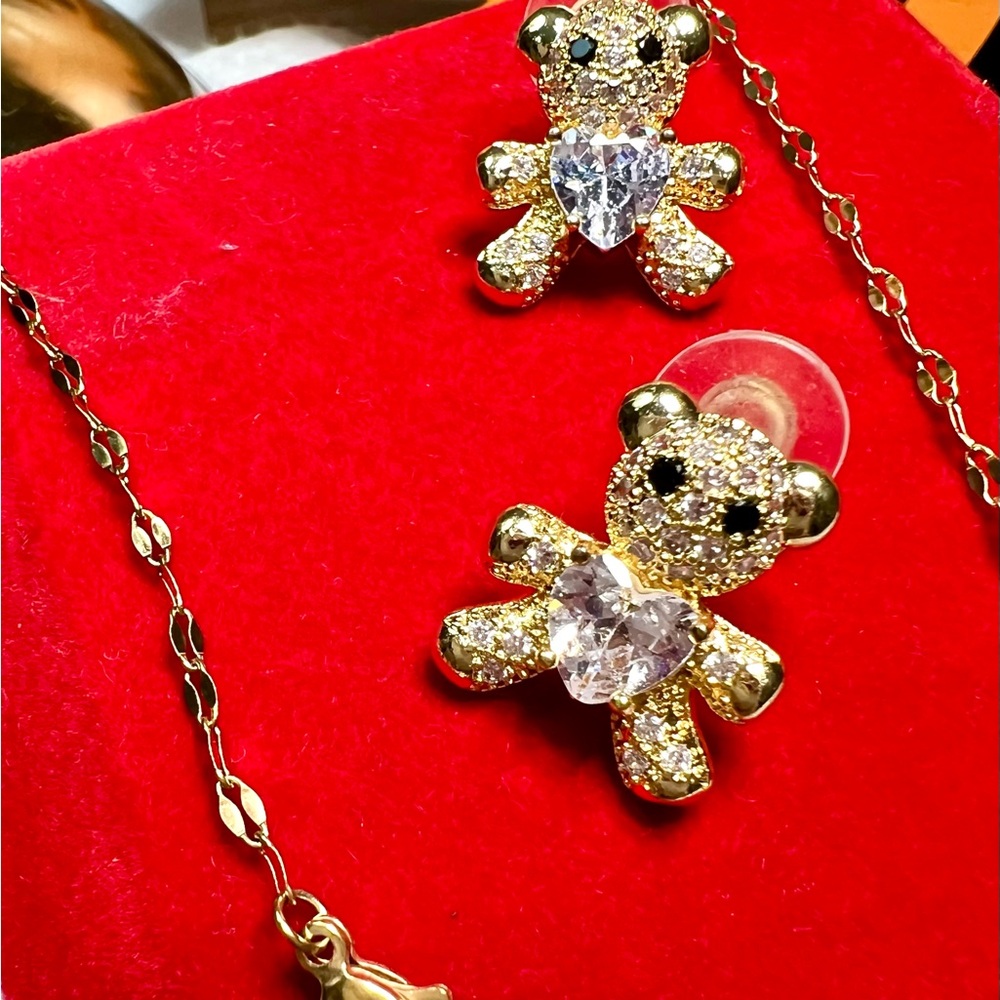 Sparkling Gold Teddy Bear Earrings and necklace